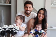 A influenciadora e o jogador tem dois filhos, Antonella e Alex