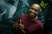 Thiaguinho em show realizado na noite desta sexta-feira (23/5) no Funn Festival