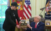 Trump entrega chave para Musk