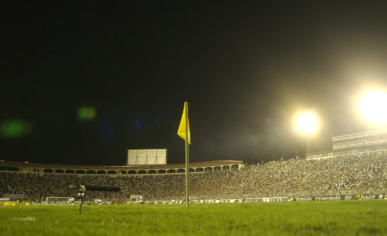Vasco x Grêmio: onde assistir, horário e escalações