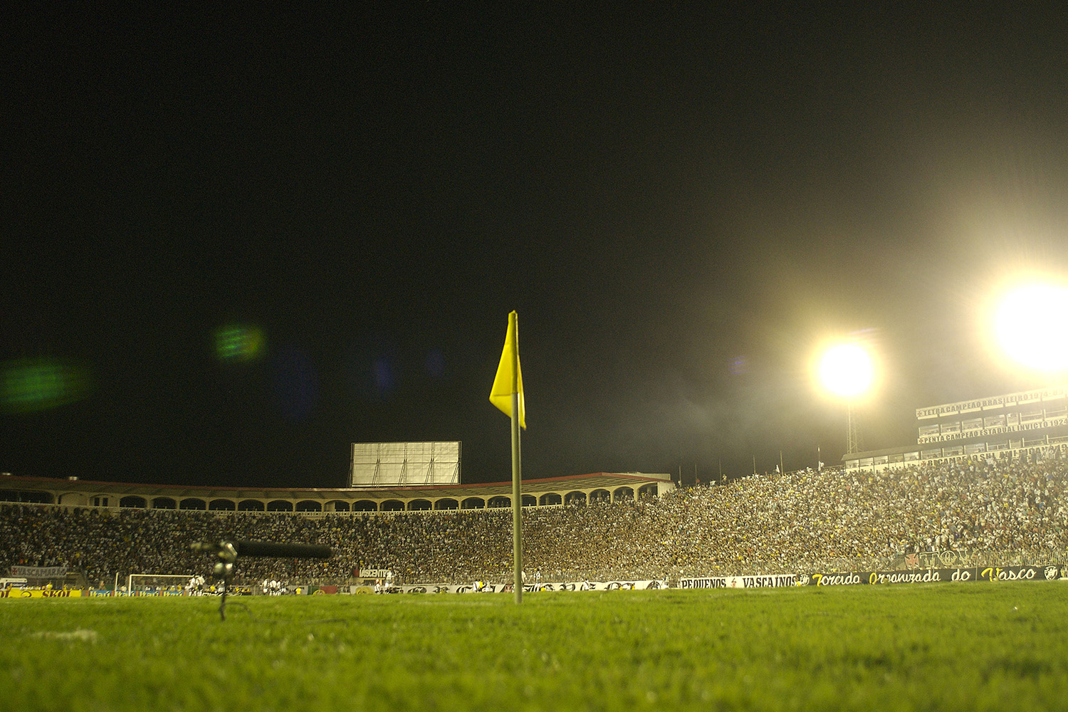 Vasco x Grêmio: onde assistir, horário e escalações