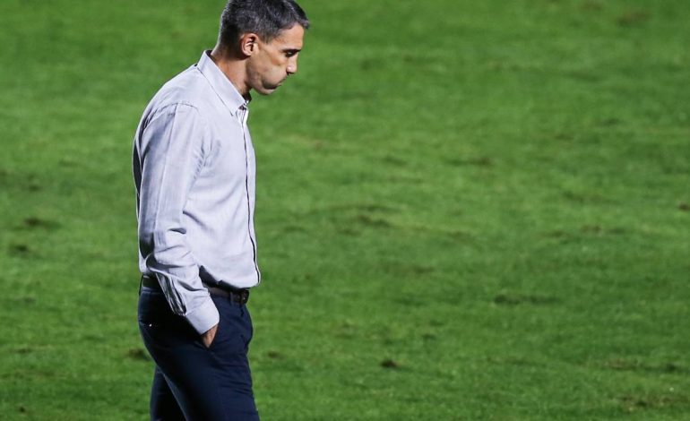 Acabou a procura: Santos fecha contratação de novo técnico