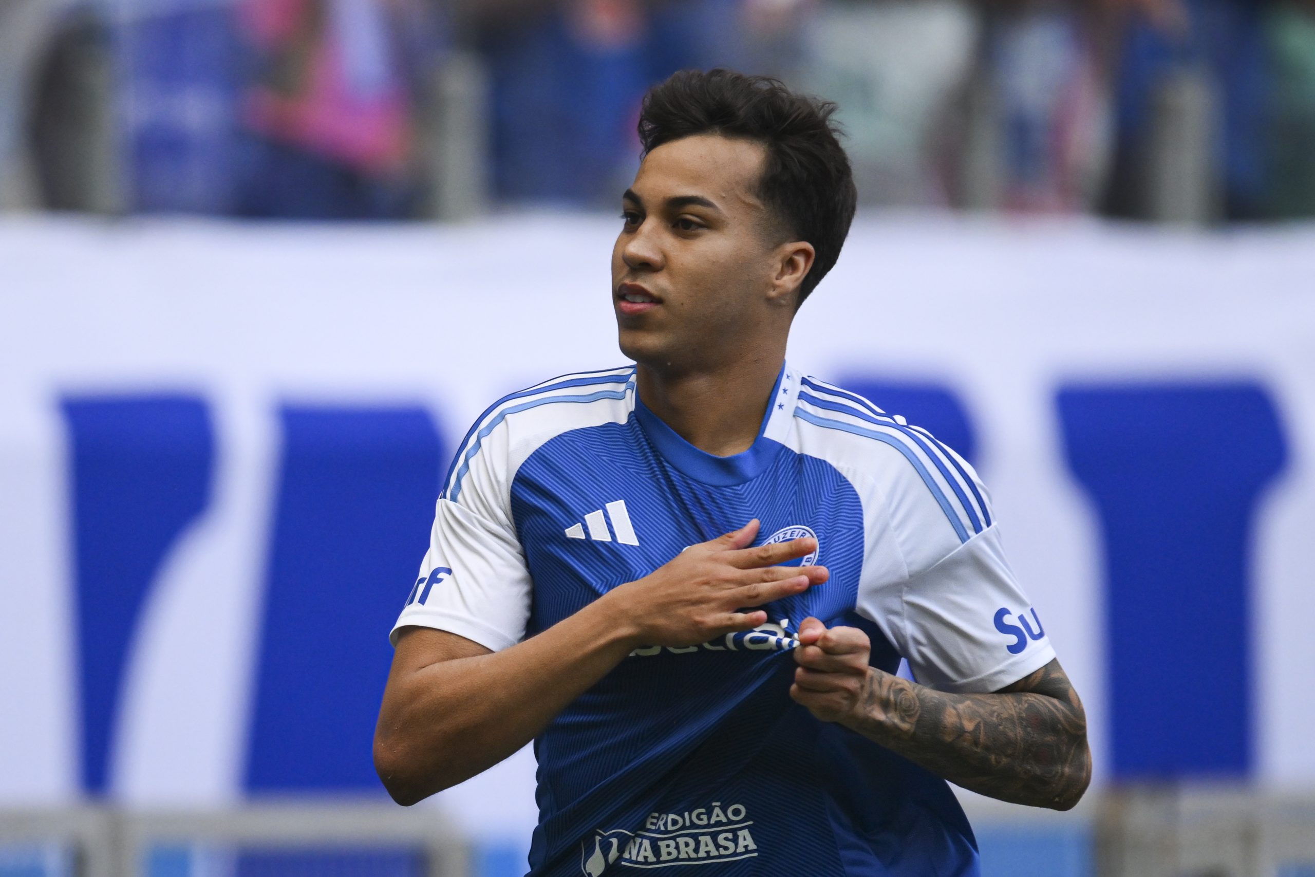 CRB x Cruzeiro: saiba onde assistir, horário e escalações