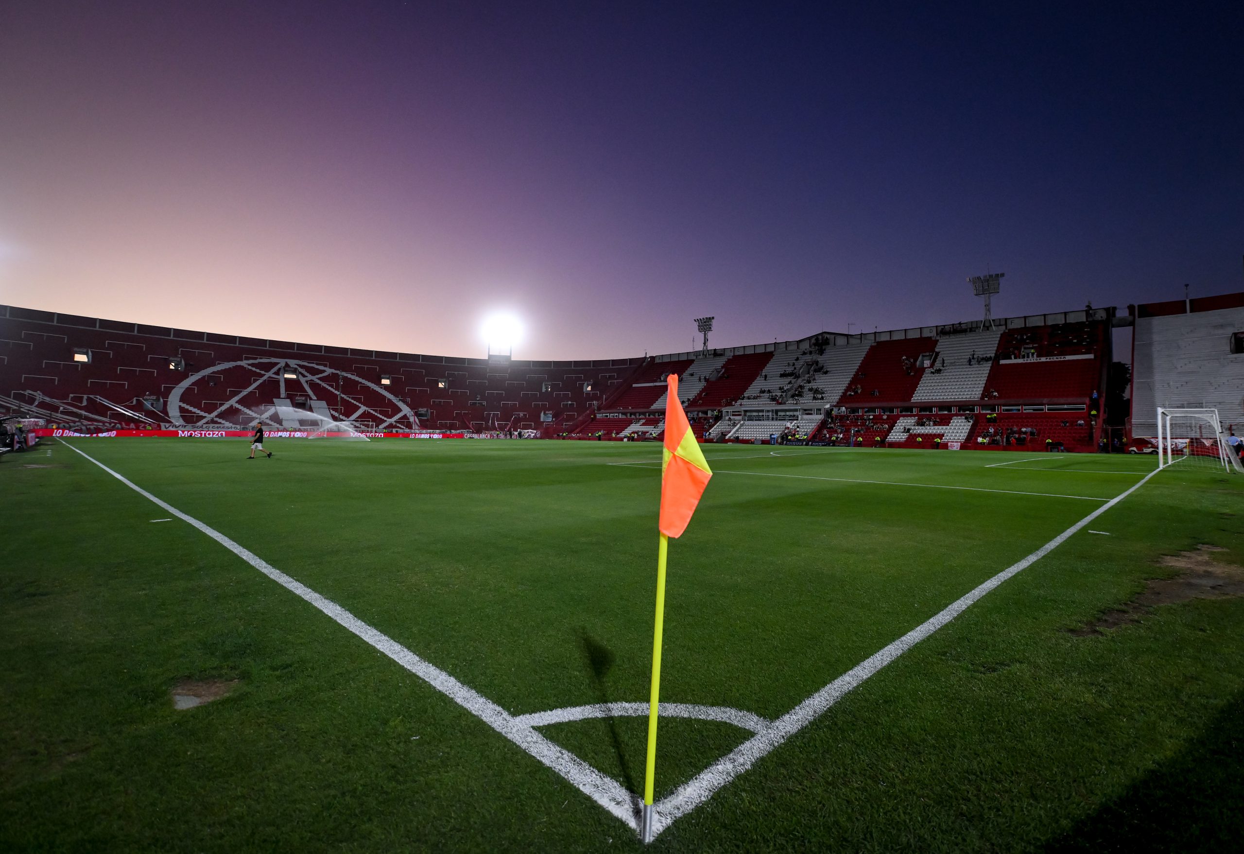 Huracán x Once Caldas: onde assistir, horário e escalações