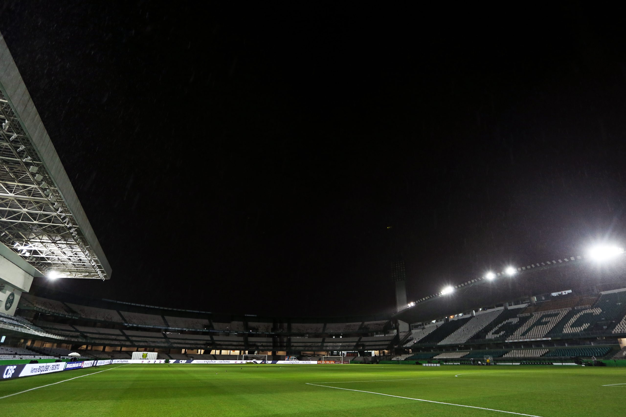 Coritiba x Goiás: onde assistir, horário e escalações